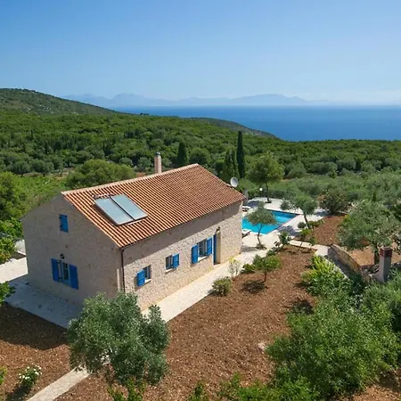 Sleeps 4 Pool Air Con Wifi T604840 Villa Perachori