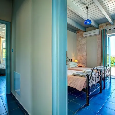 Sleeps 4 Pool Air Con Wifi T604840 Perachori