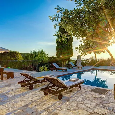 Sleeps 4 Pool Air Con Wifi T604840 * Perachori