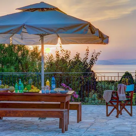 Sleeps 4 Pool Air Con Wifi T604840 Villa